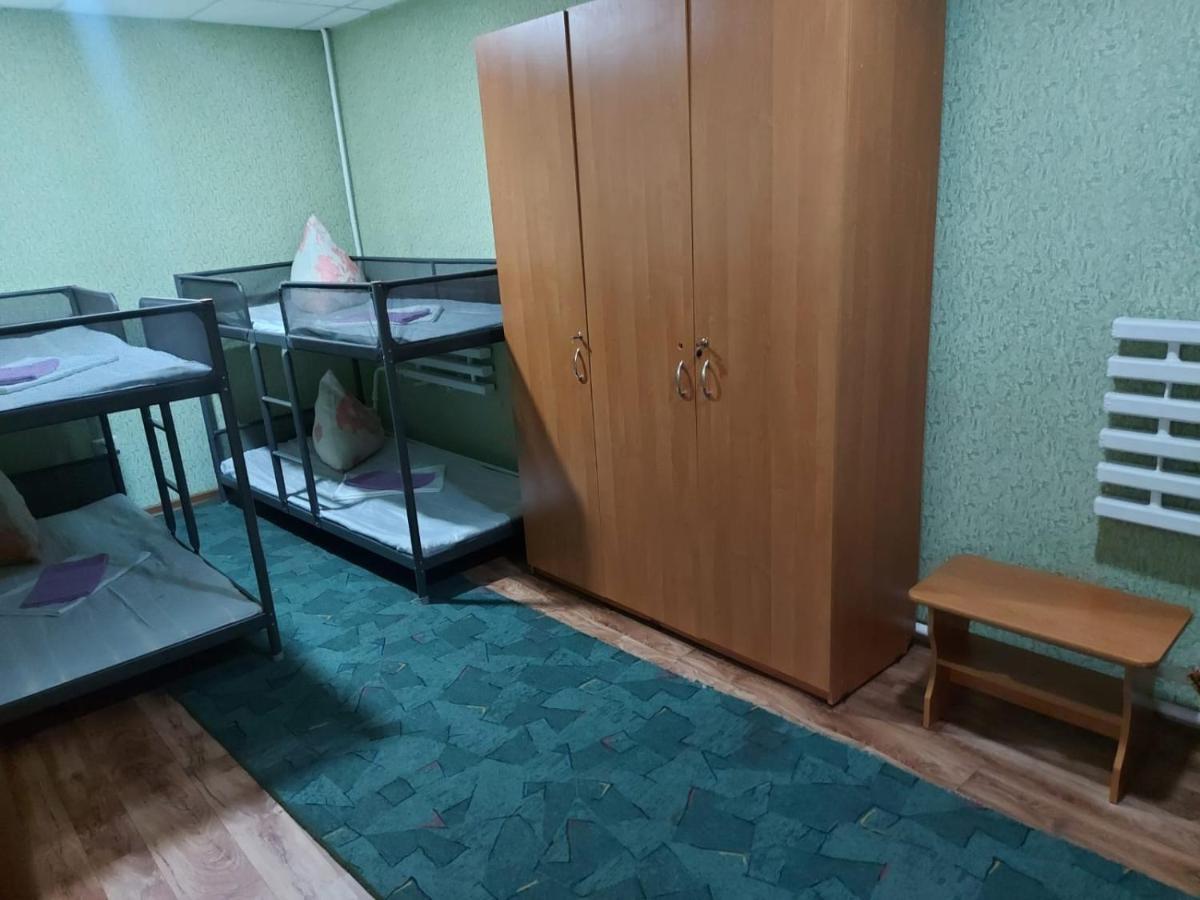 Мини-Отель "Алатау",Хостел Pawlodar Exterior foto